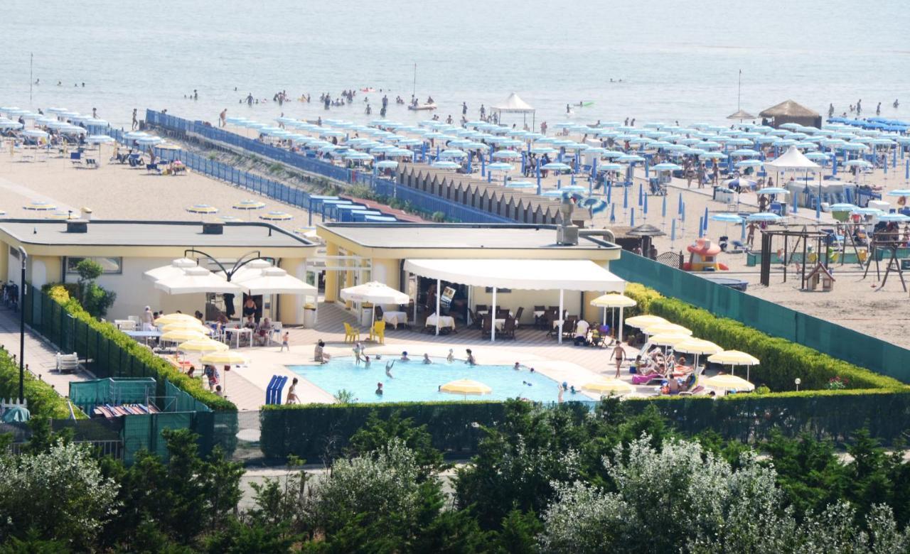 Hotel Sole Sottomarina Exterior foto